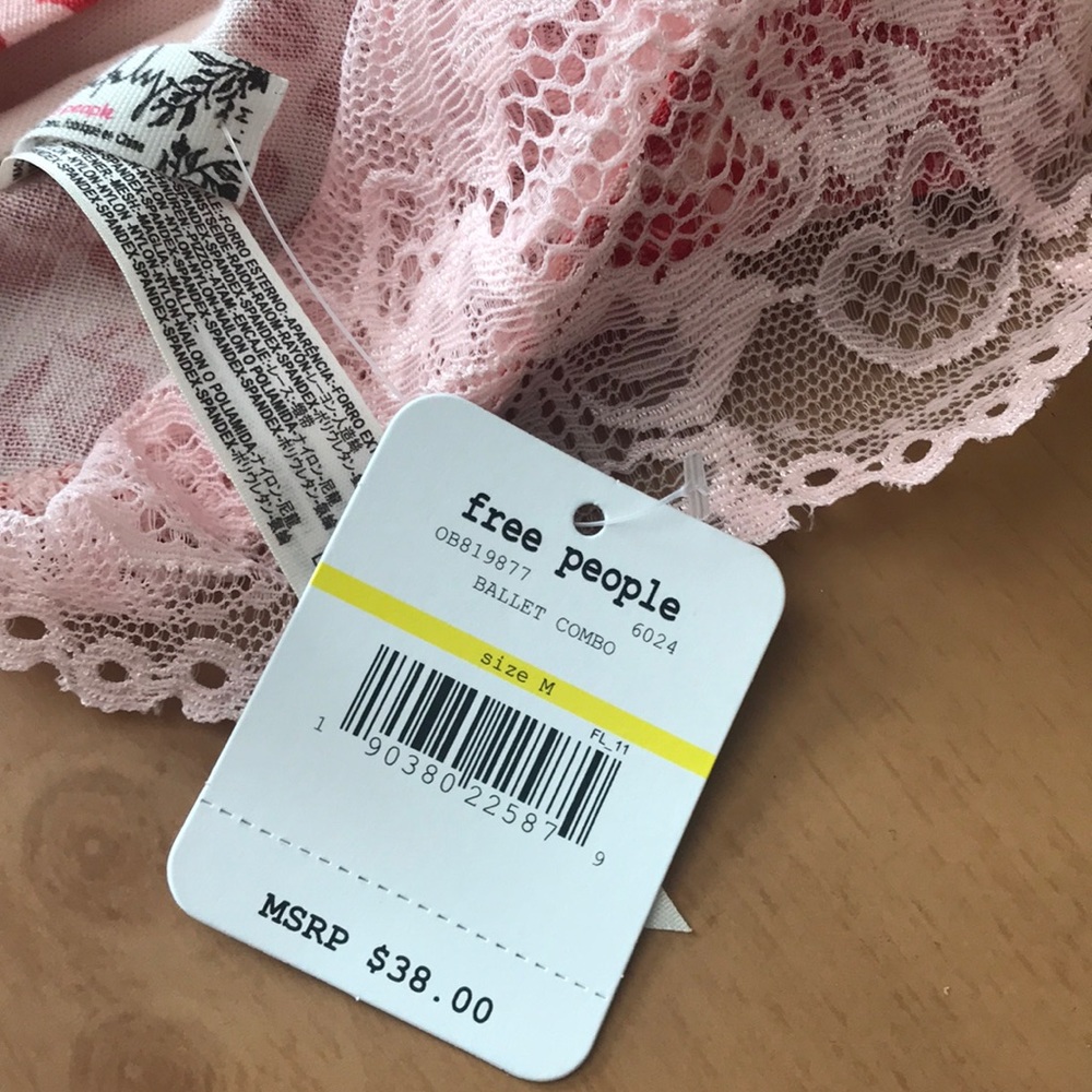 š„Free People Century Bra Coral Red - Picture 3 of 3